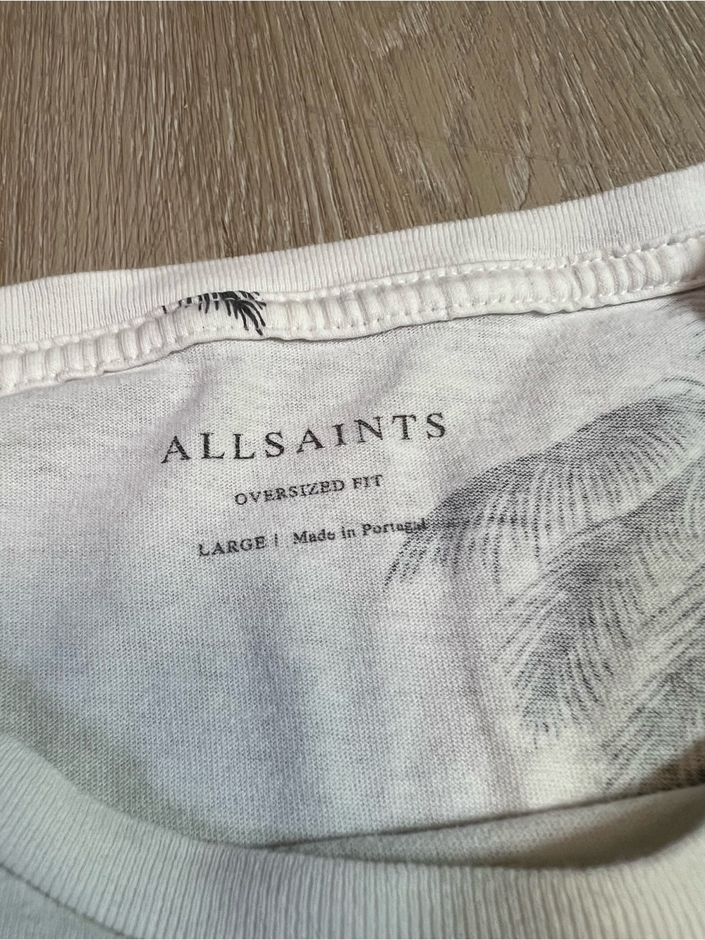 AllSaints Oversized Fit White Tee with Black Palm Print - Picture 5 of 7